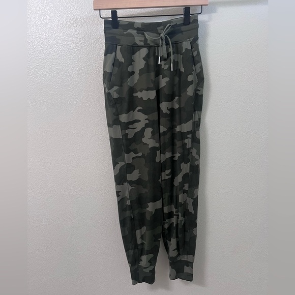 Lululemon Ready To Rulu High Rise Jogger Size 0 - Picture 4 of 9